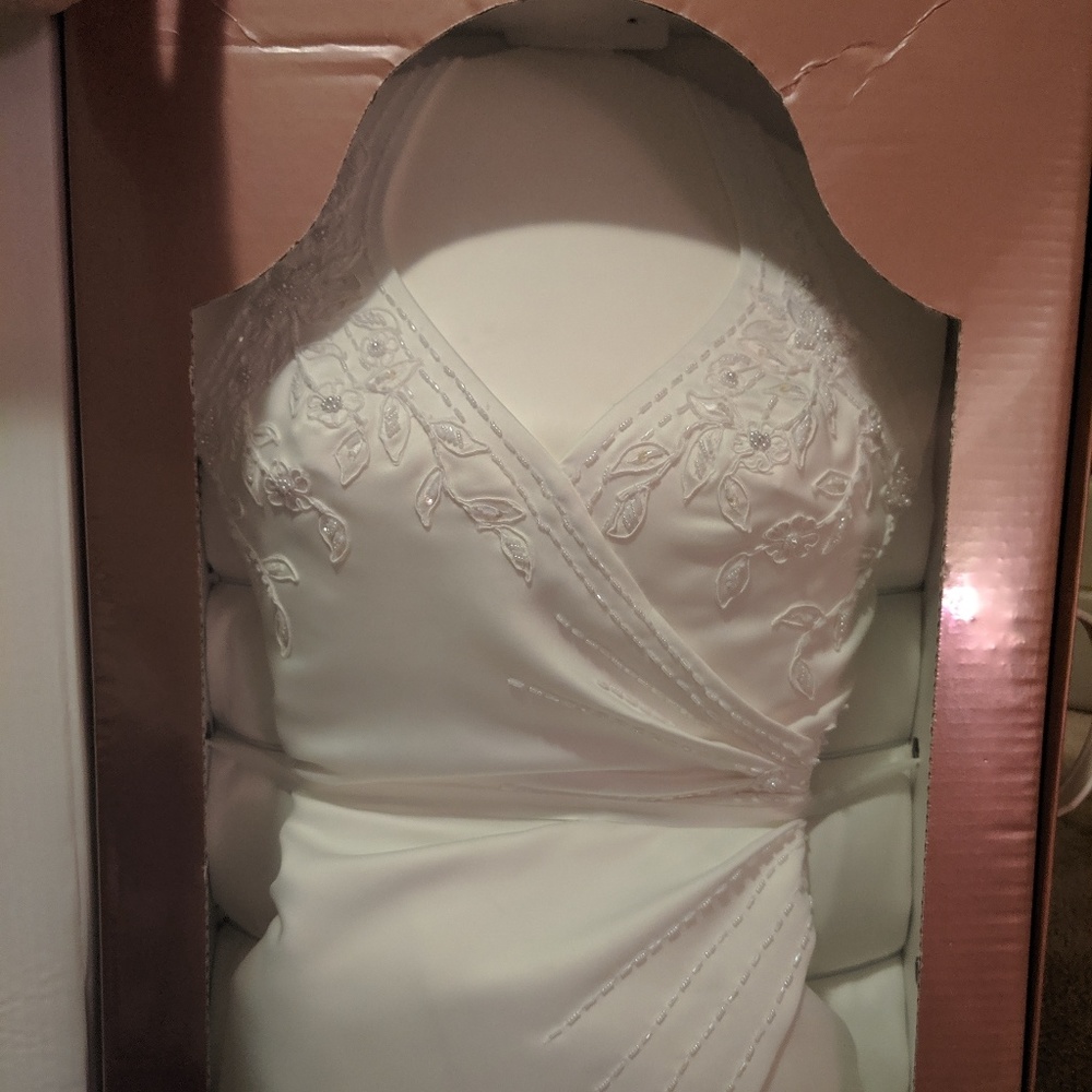 Beautiful off-white wedding dress